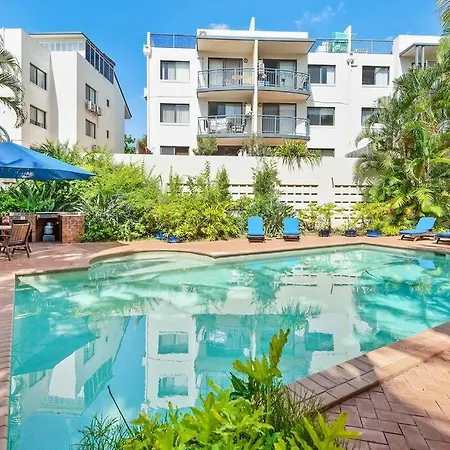 Boho Beauty ~ 2 Bed/2 Bath/1 Car ~ New Farm * Brisbane