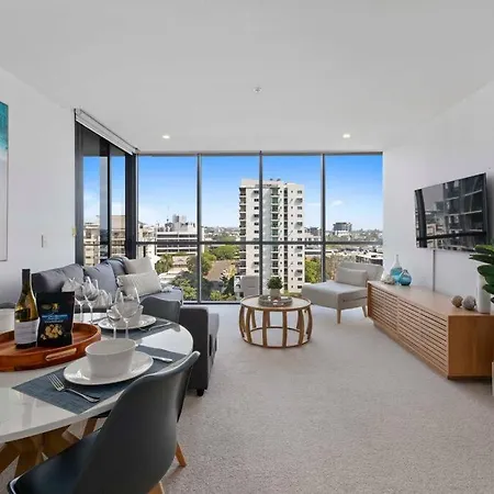 Apartment Cozy 2 Bed Retreat Milton - Pool, Walk To Sstadium