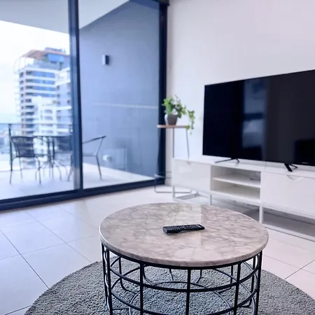 Urban Riverside Escape At Cultural Centre Precinct Apartment *