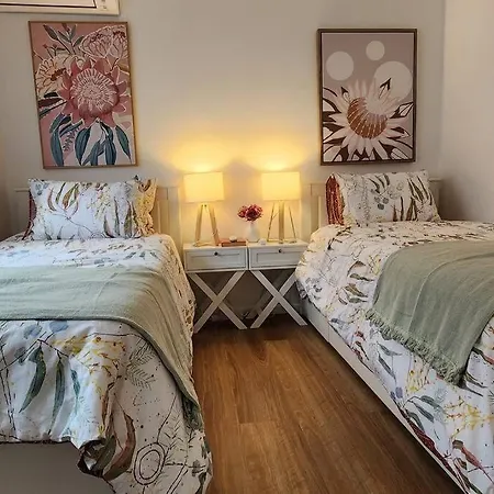 Peaceful Getaway - Stylish, Newly Updated House *