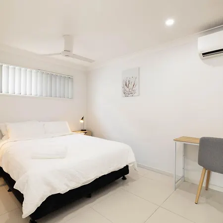 Next To A Disk Golf Course! Shops! Aircon! 139af1 Brisbane