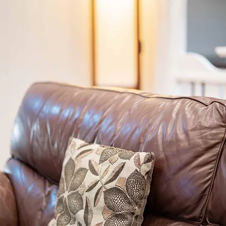 Apartment Relaxing 5b2bhome W Parking Walk To River