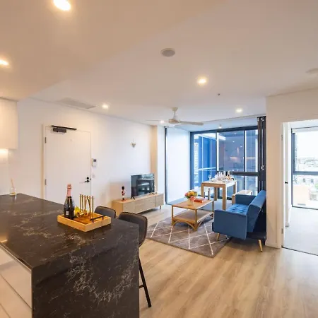 Apartment Valley Centre Boutique 1br Apt W Pool Carpark