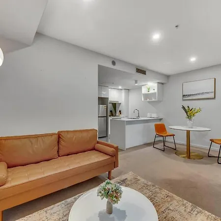 Living~1bed/1bath/1car/views ~ Sth Apartment *