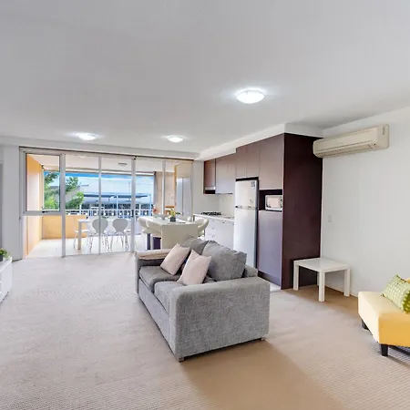 Urban 2br Gem: Chic Retreat * Brisbane