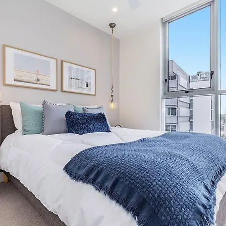 A Rewarding Escape! ~ 2bed/2bath/1car/balcony/view * Brisbane