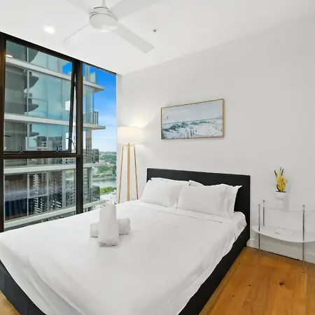 Riverview High Level 2bd1 *