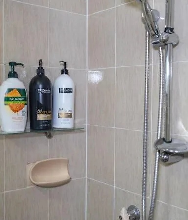 13km From Cbd & Airport Comfortable House Holiday home *