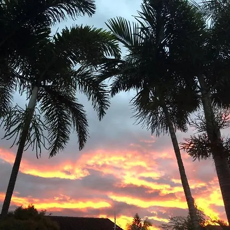 13km From Cbd & Airport Comfortable House Brisbane