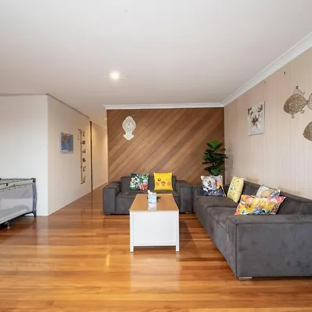 13km From Cbd & Airport Comfortable House *