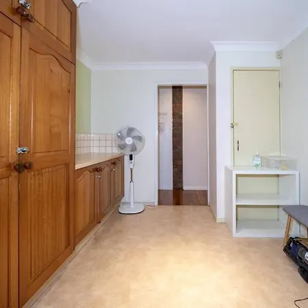 13km From Cbd & Airport Comfortable House Brisbane