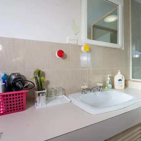 13km From Cbd & Airport Comfortable House Holiday home *