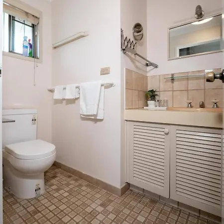 13km From Cbd & Airport Comfortable House Holiday home *