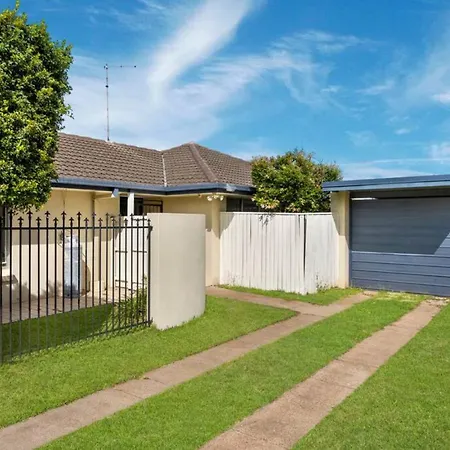 Holiday home Steps To Mall 3br Family At Sunnybank