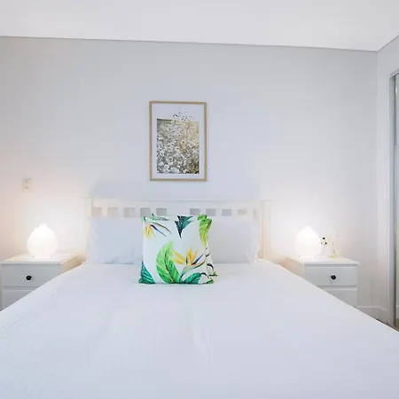 Apartment Treetop Horizons - Experience Red Hills Local Vibe Brisbane