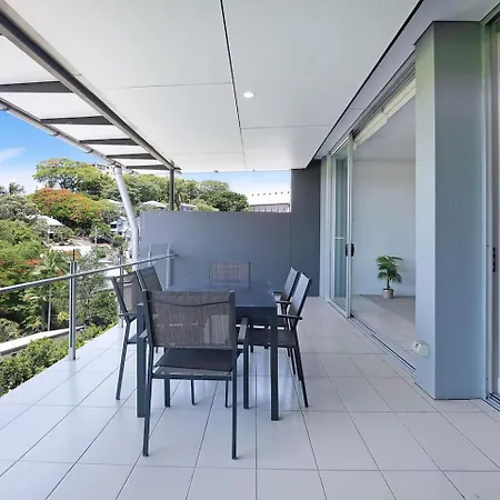 Treetop Horizons - Experience Red Hills Local Vibe * Brisbane