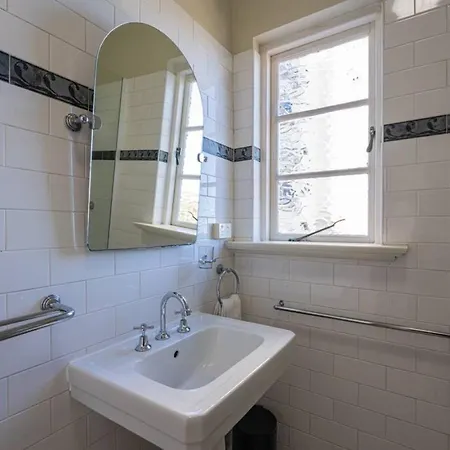 San Luca Apt5 -historic Pad Apartment Brisbane