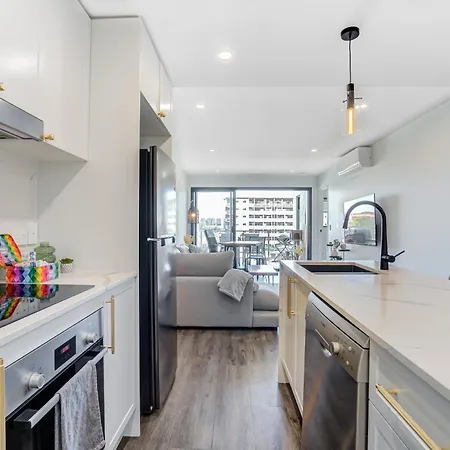 Cityscape Comfort 2br Abode W/ Balcony & Parking