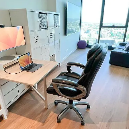 Executive River View 1 King Bed Cbd W Car Park Apartment