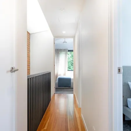 Holiday home Modern 3br Retreat With Sauna - The Loft Brisbane