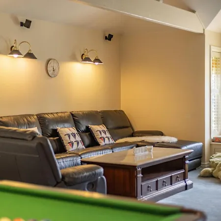 4br German Style W Pool Eight Mile Plains Hotel *