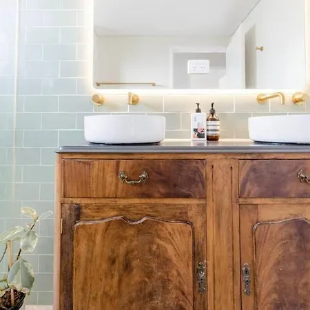 New! Funky 2br Chermside Escape * Brisbane