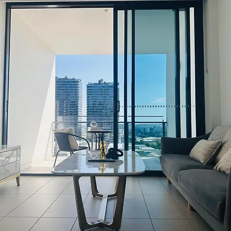 Southbank Art Haven 2bedroom At Culture Center Apartment