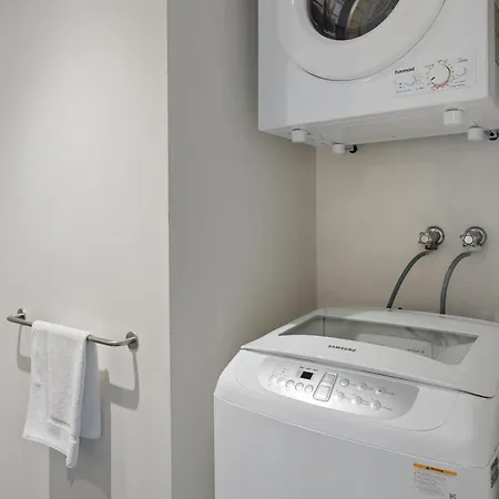 Apartment Inner-city 1-bed With Pool Gym & Parking *
