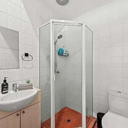 Teneriffe Hidden Warehouse! 2bed/1bath/1car