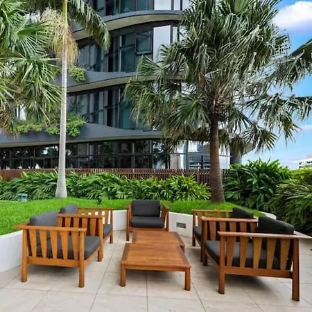 City View Apt In Cbd W Car Park