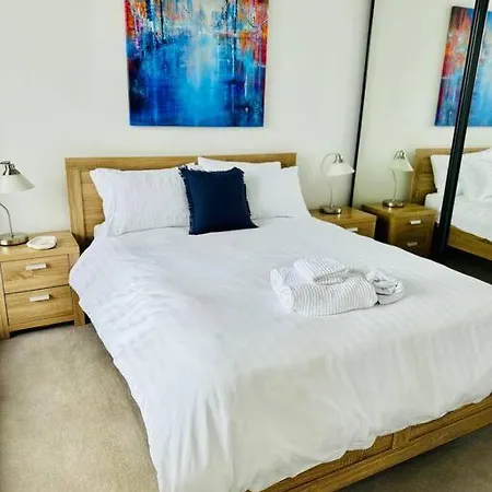 City View Apt In Cbd W Car Park Apartment *