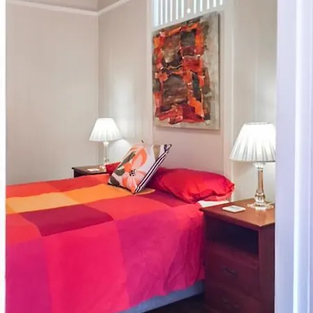 West End Luxury 5b3b W Parking And Pod Music System M9 Brisbane