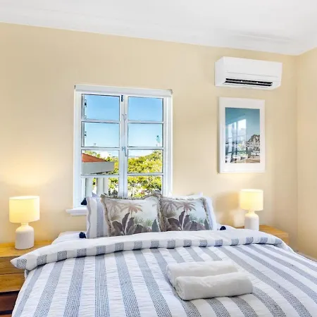 Apartment Riverside Heritage Chateau 3br South Bne