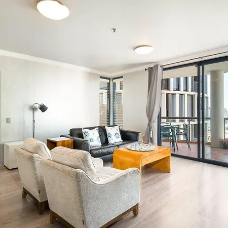 Apartment Riverview 2b2b In Cbd W/parking, Pool, Gym