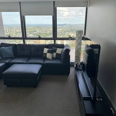 Modern Conveniently Located In Brisbane, Close To South Bank Brisbane