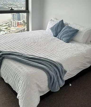 Apartment Modern Conveniently Located In Brisbane, Close To South Bank