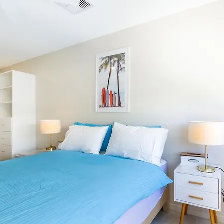 Holiday home To Rent At The Glasshouse Mountains - Wifi *