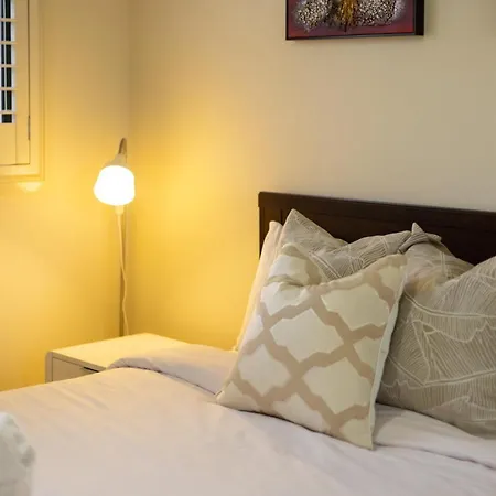 Spacious Comfy 4 Bedroom Near Sunnybank Holiday home
