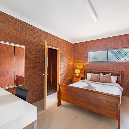 1 Bedroom Comfy Unit Sleep Close To Mall And Bus * Brisbane