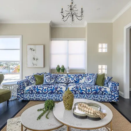 Villa Hamilton Hill With Panorama View *