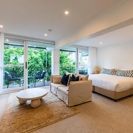 Riverside Studio With Parking And View Brisbane