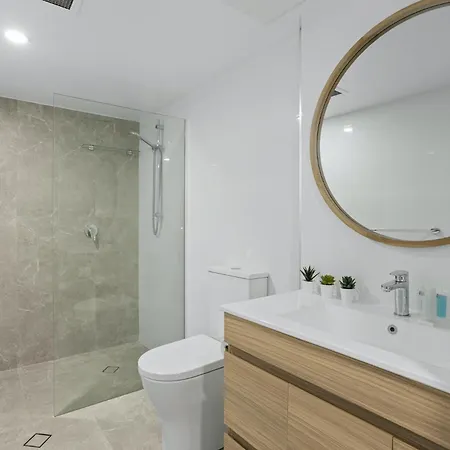 Apartment Coastal With Pool View Brisbane