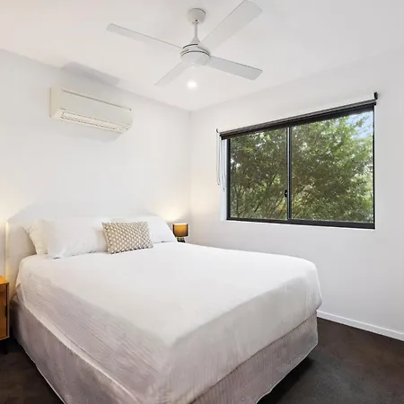 Cosy 2-bed With Alfresco Dining By Bill Cash Park Apartment Brisbane