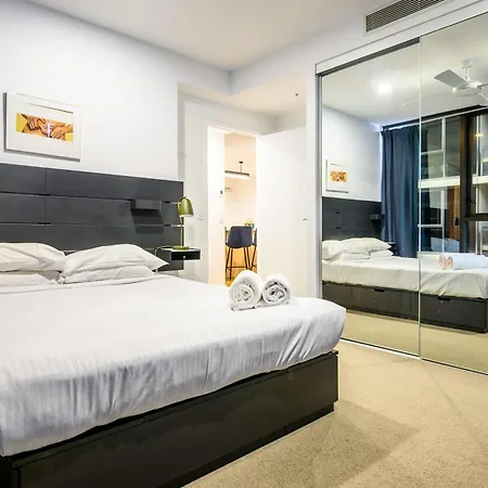 Stunning 2 Bedroom Retreat W Gym Sauna And Pool *