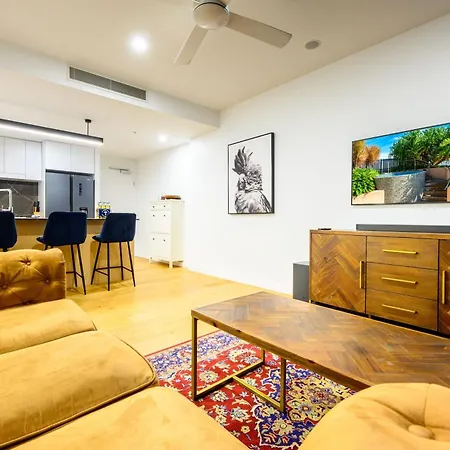 Apartment Stunning 2 Bedroom Retreat W Gym Sauna And Pool