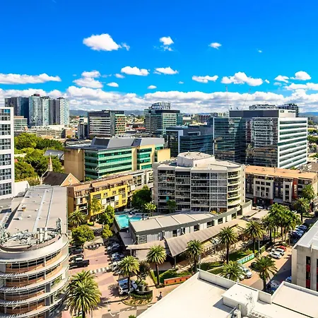 Oasis Stylish With Gym Rooftop Pool Apartment Brisbane