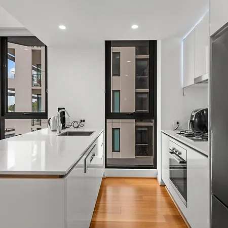Cityscape 2-bed With Pool, Gym & Secure Parking * Brisbane