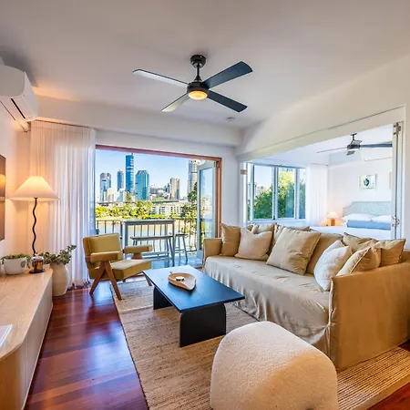 Riverview 2 Bedrooms Apartment Brisbane
