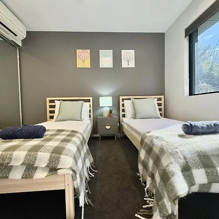 5 Mins To Sunnybank - Sensational 3bdr Family Brisbane