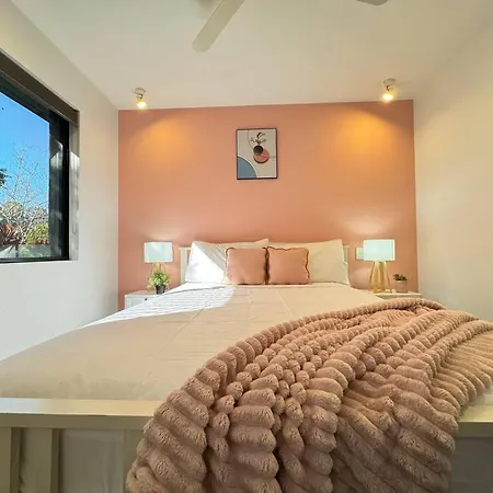 5 Mins To Sunnybank - Sensational 3bdr Family Holiday home